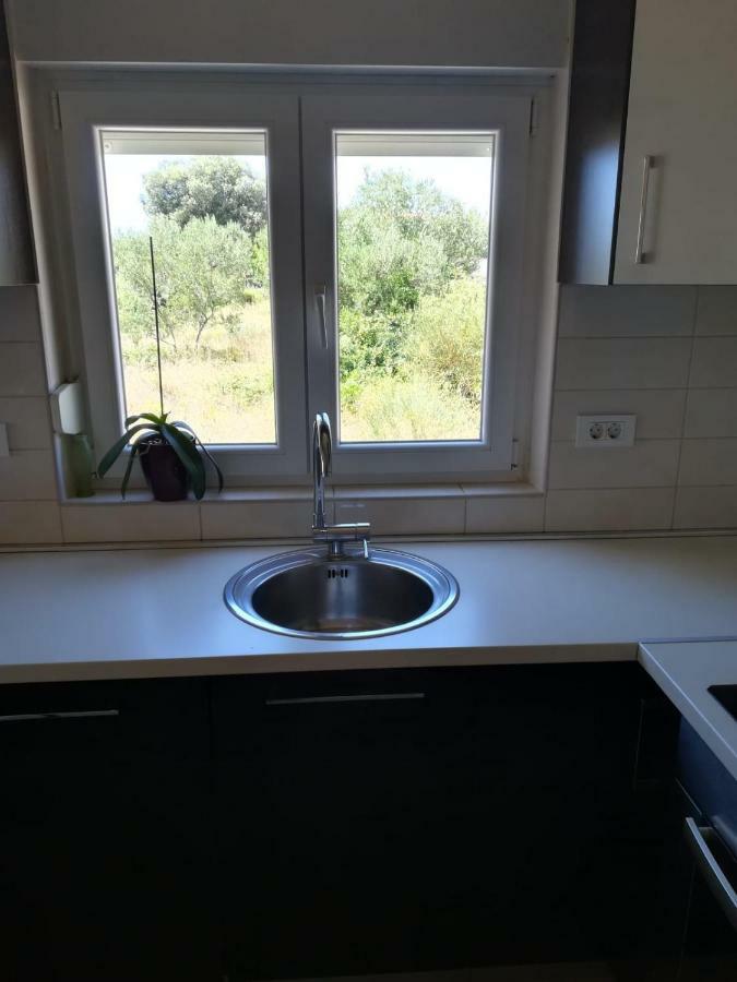 Laura Apartment Bibinje Bagian luar foto