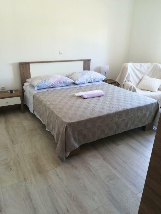 Laura Apartment Bibinje Bagian luar foto